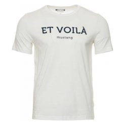 Mustang T-Shirt Męski Wording Xl Biały. Białe koszulki męskie Mustang, xl, bez wzorów, z bawełny, klasyczne, z klasycznym kołnierzykiem. Za 78,00 zł.