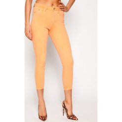 Jeansy Skinny Fit Tommy Jeans Sylvia DW0DW08220. Pomarańczowe jeansy damskie Tommy Jeans. W wyprzedaży za 319,00 zł.