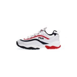 Buty Fila 1010578 RAY F LOW. Białe trampki męskie Fila, bez wzorów, bez zapięcia. Za 378,98 zł.