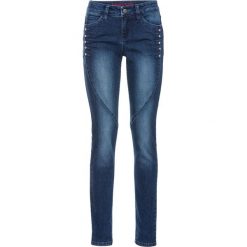 Dżinsy ze sztrasami bonprix niebieski "stone". Niebieskie jeansy damskie bonprix, z jeansu. Za 109,99 zł.