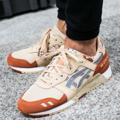 Buty Asics Gel-Lyte III "Marzipan" (H7Y0L-0593). Szare halówki męskie Asics, z materiału, asics gel lyte. Za 234,99 zł.