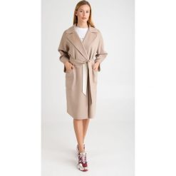 PŁASZCZ BALTA weekend max mara. Brązowe kurtki damskie Weekend Max Mara, bez wzorów. Za 2639,00 zł.