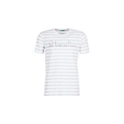T-shirty z krótkim rękawem Benetton MEZZERON. Białe t-shirty męskie Benetton, s, bez wzorów, bez kołnierzyka, krótkie. Za 63,20 zł.