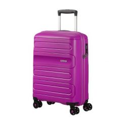 American Tourister Sunside 51G-91-001 (fioletowy). Fioletowe walizki American Tourister, bez wzorów. Za 319,00 zł.