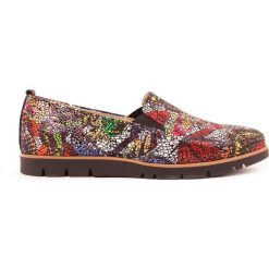 Półbuty - skóra naturalna - model 252 - kolor motyl. Półbuty damskie Zapato, bez wzorów, ze skóry, bez obcasa, bez zapięcia. W wyprzedaży za 173,40 zł.