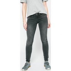 Only - Jeansy Coral. Szare jeansy damskie skinny marki ONLY, z elastanu, z obniżonym stanem. W wyprzedaży za 129,90 zł.
