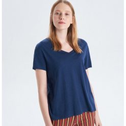 Gładka koszulka Basic - Granatowy. Niebieskie koszulki damskie marki Cropp, s, bez wzorów, bez kołnierzyka, bez rękawów. Za 24,99 zł.