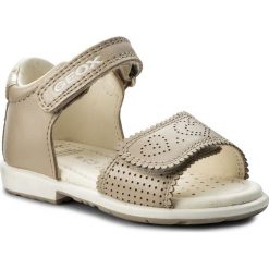 Sandały GEOX - B Verred A B8221A 044AJ C0871 M Beige/Gold. Brązowe sandały dziewczęce Geox, ze skóry ekologicznej, bez zapięcia. W wyprzedaży za 169,00 zł.