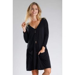 Sukienka w kolorze czarnym. Czarne sukienki damskie Moda na kolor, na co dzień, xs, bez wzorów, bez kołnierzyka, bez rękawów, midi, proste. W wyprzedaży za 189,95 zł.