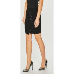 Tally Weijl - Spódnica. Czarne spódniczki damskie TALLY WEIJL, s, bez wzorów, z elastanu, mini, asymetryczne. W wyprzedaży za 69,90 zł.