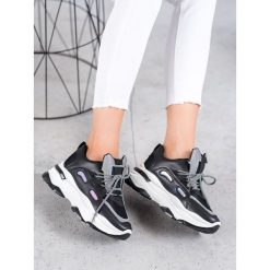 Sportowe sneakersy. Sneakersy damskie SMALL SWAN, ze skóry ekologicznej. Za 89,00 zł.