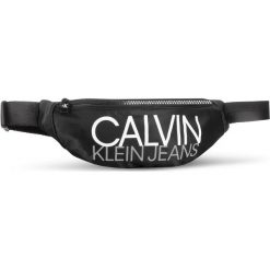 Saszetka nerka CALVIN KLEIN JEANS - Institutional Logo Waist Pack IU0IU00140 BEH. Czarne torby męskie skórzane Calvin Klein Jeans, bez wzorów, z jeansu, młodzieżowe. Za 179,00 zł.
