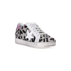 Buty At Go GO CAVALLINO MACCHIA PERLA. Białe trampki i tenisówki damskie At Go, bez wzorów, bez zapięcia. Za 281,50 zł.