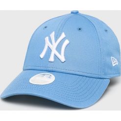 New Era - Czapka. Niebieskie czapki damskie New Era, bez wzorów, z bawełny. W wyprzedaży za 79,90 zł.