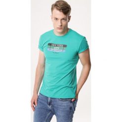 Zielona Koszulka Go Round. Koszulki męskie Born2be. Za 39,99 zł.