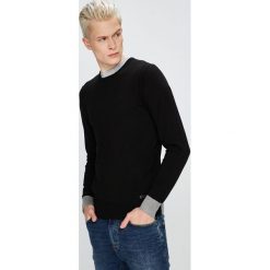 Trussardi Jeans - Sweter. Szare swetry klasyczne męskie Trussardi Jeans, l, z dzianiny, z okrągłym kołnierzem. W wyprzedaży za 299,90 zł.
