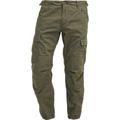 Carhartt WIP AVIATION COLUMBIA Bojówki rover green. Zielone spodnie męskie marki Carhartt WIP, m, bez wzorów, z bawełny. Za 419,00 zł.