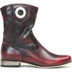 Wsuwane botki na niskim obcasie - skóra naturalna - model 270 - kolor czarno-czerwony. Czerwone botki damskie Zapato, ze skóry, klasyczne, na niskim obcasie, bez zapięcia. W wyprzedaży za 299,25 zł.