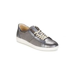 Buty Kickers HAPPYSTAR. Szare trampki i tenisówki damskie marki Kickers, bez wzorów, bez zapięcia. Za 311,20 zł.