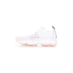 Buty Reebok Sport CN2342. Białe buty sportowe męskie Reebok Sport, bez zapięcia. Za 373,36 zł.