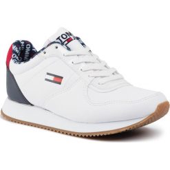 Sneakersy TOMMY JEANS - Casual Tommy Jeans Sneaker EN0EN00719 Rwb 0K5. Białe półbuty damskie Tommy Jeans, z jeansu. Za 399,00 zł.