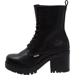 Botki damskie: Dockers by Gerli Botki na platformie schwarz