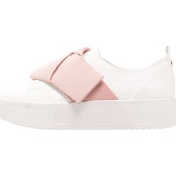 Trampki damskie slip on: Call it Spring NYDAEVIA Tenisówki i Trampki white