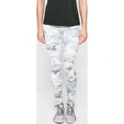 Legginsy: Reebok – Legginsy