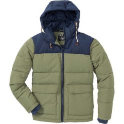 Kurtka pikowana zimowa z kapturem Regular Fit bonprix oliwkowo-ciemnoniebieski. Zielone kurtki męskie bonprix, na zimę, m, bez wzorów, z kapturem. Za 169,99 zł.