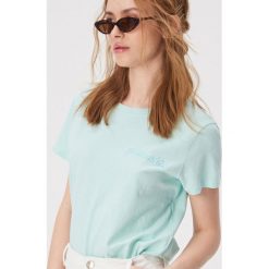 Pastelowy t-shirt - Zielony. Zielone t-shirty damskie Sinsay, s, bez wzorów, bez kołnierzyka. Za 14,99 zł.