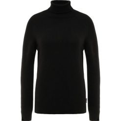 Barbour PENDLE COLLAR Sweter black. Czarne swetry klasyczne damskie Barbour, z kaszmiru. Za 499,00 zł.