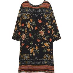 Desigual Kamizelka Praga Negro 19WWVW46 2000 (rozmiar 42). Kamizelki damskie Desigual, bez wzorów, bez kaptura. W wyprzedaży za 289,00 zł.