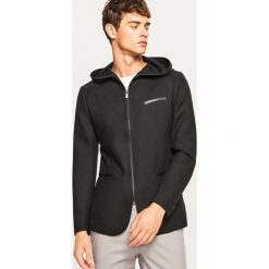 Marynarka z kapturem slim fit - Czarny. Czarne marynarki męskie marki Reserved. W wyprzedaży za 179,99 zł.