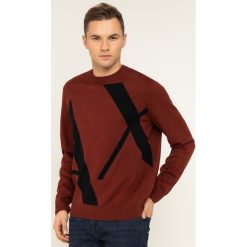 Sweter Armani Exchange 3HZM1D ZMQ4Z 6702. Czerwone swetry męskie Armani Exchange, m, bez wzorów, z wełny, klasyczne, z klasycznym kołnierzykiem, bez kaptura. W wyprzedaży za 289,00 zł.