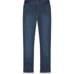 Dżinsy - Regular fit - w kolorze granatowym. Niebieskie jeansy damskie TBS, w paski, z standardowym stanem. W wyprzedaży za 109,95 zł.