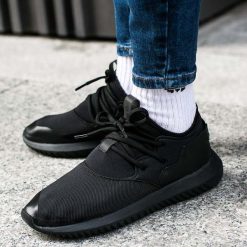 Buty adidas Tubular Entrap Shoes "Core Black" (BA7104). Czarne buty sportowe damskie adidas tubular marki Adidas, z materiału. Za 194,99 zł.