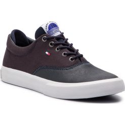 Tenisówki TOMMY HILFIGER - Oxford Sneaker FM0FM01938 Midnight 403. Niebieskie półbuty męskie TOMMY HILFIGER, bez wzorów, z gumy, bez zapięcia. Za 349,00 zł.