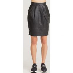SPÓDNICA Elisabetta Franchi. Czarne spódniczki damskie mini. Za 499,50 zł.