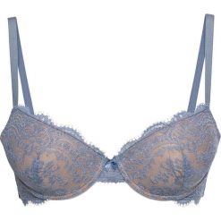 Biustonosz "push up" bonprix niebieski gołębi - cielisty. Niebieskie biustonosze bonprix, bez wzorów, z koronki. Za 54,99 zł.