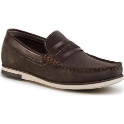 Mokasyny WRANGLER - Sharky Badge WM01142A Mud Grey 112. Pomarańczowe mokasyny męskie Wrangler, ze skóry, klasyczne. W wyprzedaży za 239,00 zł.