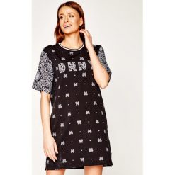 Sukienka codzienna DKNY YI3322407. Czarne sukienki damskie DKNY, na co dzień, m, bez wzorów, z elastanu, bez kołnierzyka, bez rękawów, proste. Za 339,00 zł.