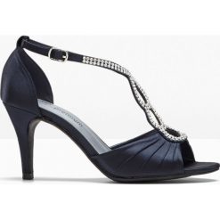 Sandały bonprix głęboki morski. Niebieskie sandały damskie bonprix, w paski, eleganckie, bez obcasa, z paskami. Za 149,99 zł.