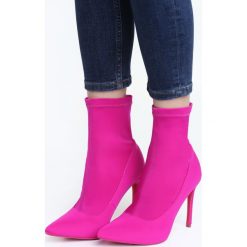Fioletowe Botki Really Sensual. Fioletowe botki damskie Born2be, z satyny, ze szpiczastym noskiem, bez obcasa, na obcasie, bez zapięcia. Za 139,99 zł.