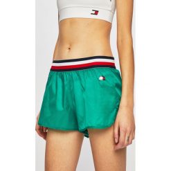 Tommy Sport - Szorty. Niebieskie spodenki sportowe damskie Tommy Sport, s, bez wzorów, z poliesteru, sportowe. W wyprzedaży za 129,90 zł.