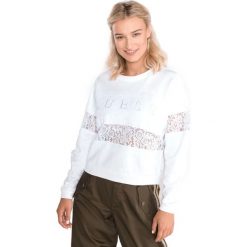 Guess Bluza Biały. Białe bluzy damskie Guess, m, w koronkowe wzory, z bawełny, bez rękawów, bez kaptura. Za 368,95 zł.