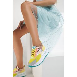 Żółte Sneakersy Axioche. Żółte sneakersy damskie Renee. Za 99,99 zł.