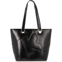 Skórzana torebka w kolorze czarnym - (S)40 x (W)31 x (G)15 cm. Czarne torebki klasyczne damskie ze skóry. W wyprzedaży za 429,95 zł.