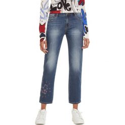 Desigual Sanford Dżinsy Niebieski. Niebieskie jeansy damskie Desigual, z haftami, z elastanu. Za 516,95 zł.