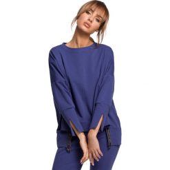 Bluza z rozcięciami na bokach i lampasem - indygo. Bluzy damskie Moe, s, bez wzorów, z elastanu, z długim rękawem, długie, bez kaptura. Za 169,00 zł.