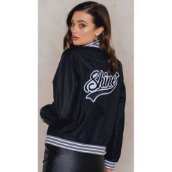 Kurtki damskie: Zorannah for NA-KD Kurtka bomberka Shine – Black